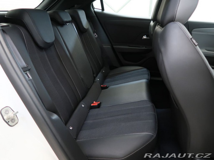 Opel Mokka 1.2TURBO,96kW,ELEGANCE,AT 2021