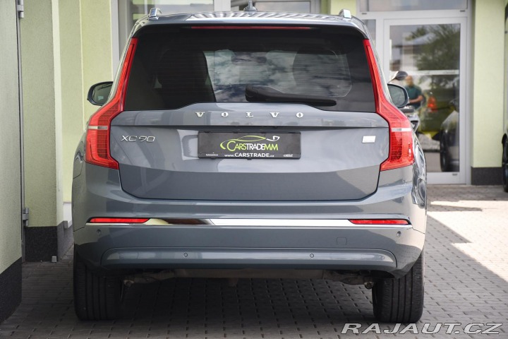 Volvo XC90  1800