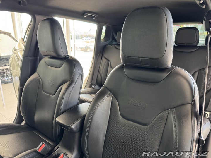 Jeep Compass S 4xe 1,3T 177kW*REZERVAC 2021