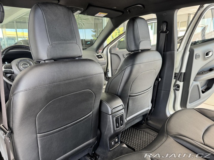 Jeep Compass S 4xe 1,3T 177kW*REZERVAC 2021