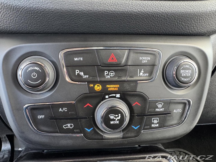 Jeep Compass S 4xe 1,3T 177kW*REZERVAC 2021