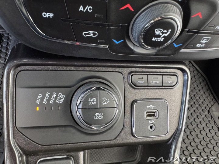 Jeep Compass S 4xe 1,3T 177kW*REZERVAC 2021