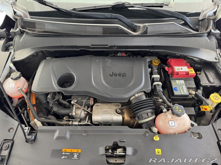 Jeep Compass S 4xe 1,3T 177kW*REZERVAC 2021