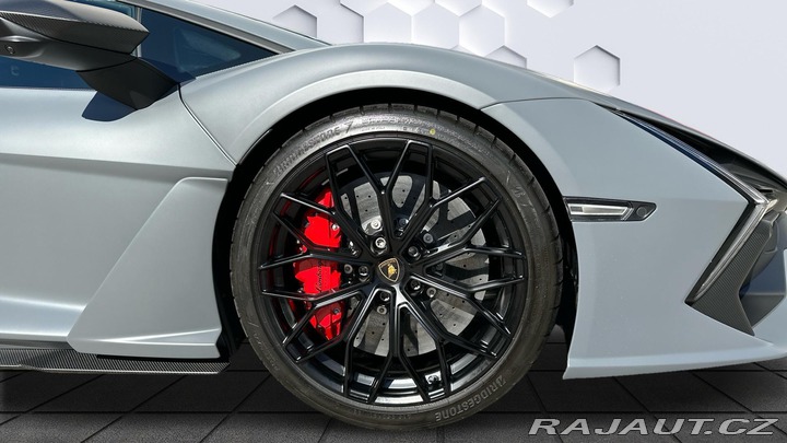 Lamborghini Revuelto 6.5 V12 HPEV 2025