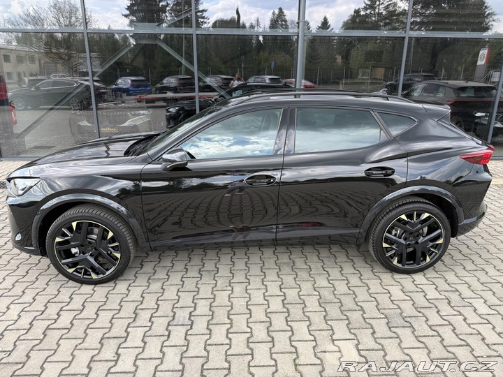 Cupra Formentor 2.0TDI TRIBE 150k DSG ZÁR 2026