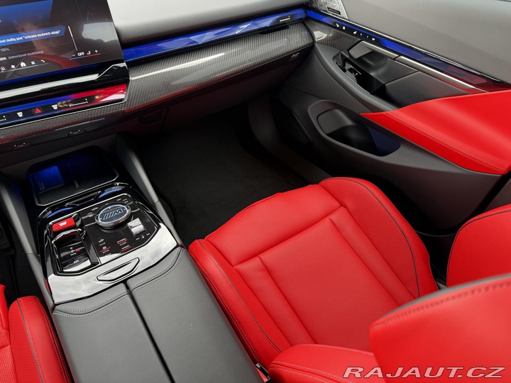 BMW M5 ULTIMATE FROZEN DEEP KARB 2026