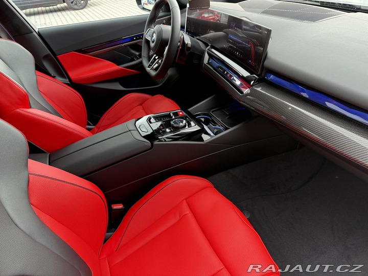 BMW M5 ULTIMATE FROZEN DEEP KARB 2026