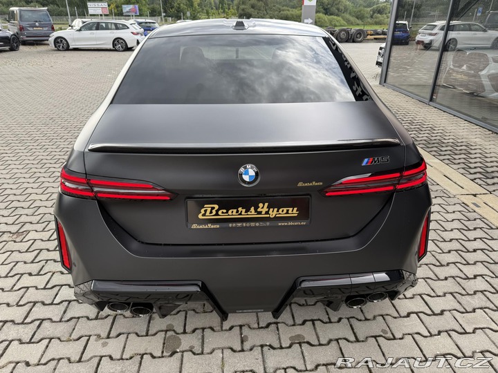 BMW M5 ULTIMATE FROZEN DEEP KARB 2026