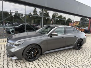 BMW M5 ULTIMATE FROZEN DEEP KARB 2026