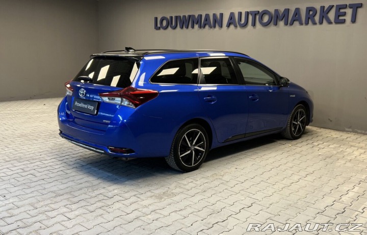 Toyota Auris 1.8 Hybrid AT SELECTION 2018