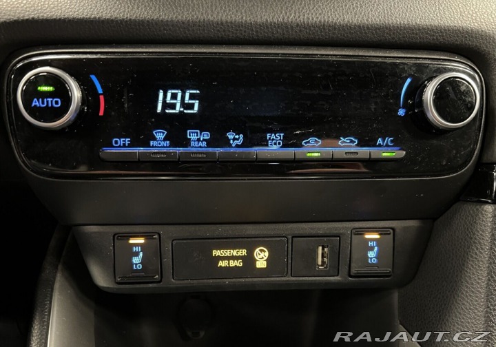 Toyota Yaris 1.5 Hybrid AT COMFORT STY 2021