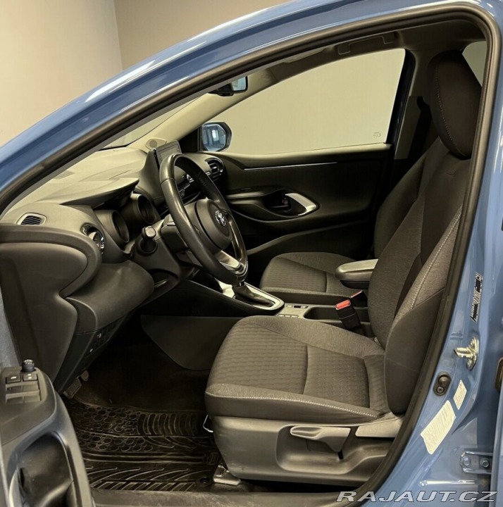 Toyota Yaris 1.5 Hybrid AT COMFORT STY 2021