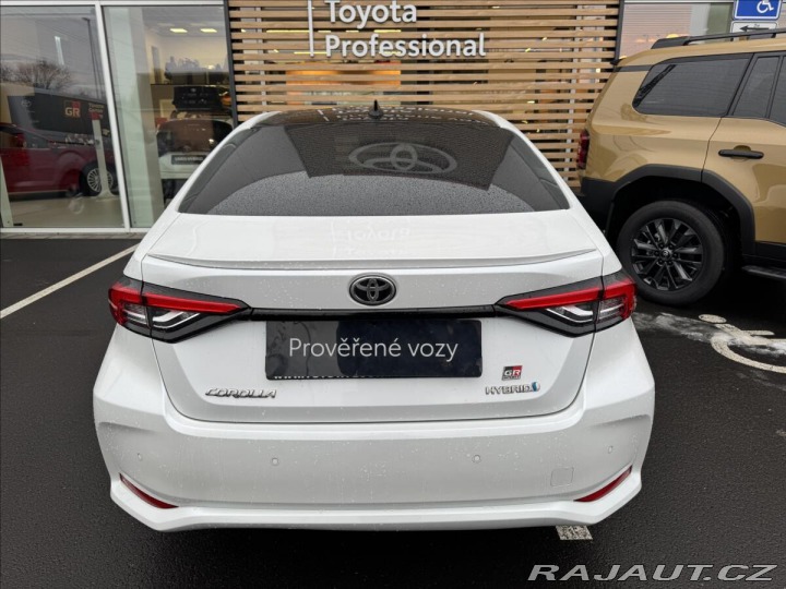 Toyota Corolla 1,8 GR SPORT DYNAMIC 2024