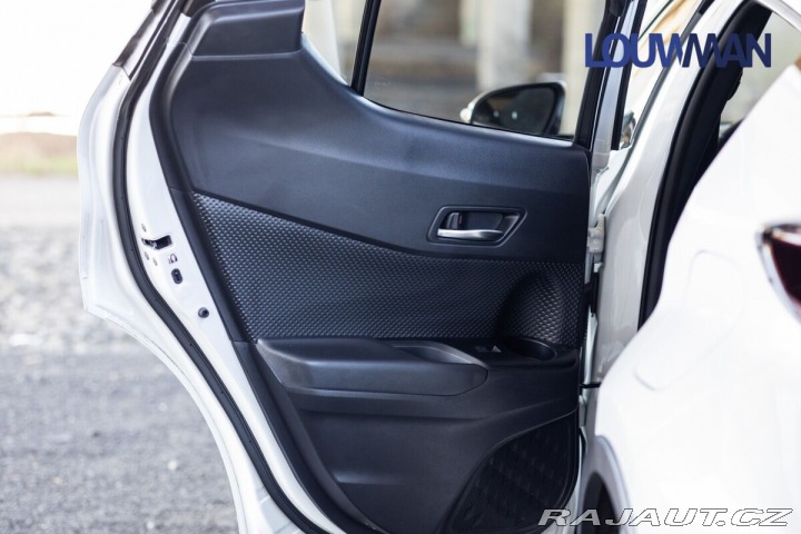 Toyota C-HR 1,8 AT STYLE 2023