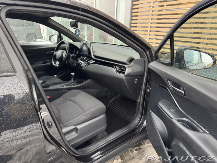 Toyota C-HR 1,2 ACTIVE 2017