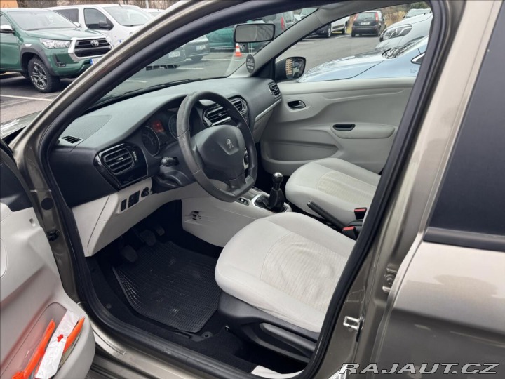 Peugeot 301 1,6 ALLURE 2012