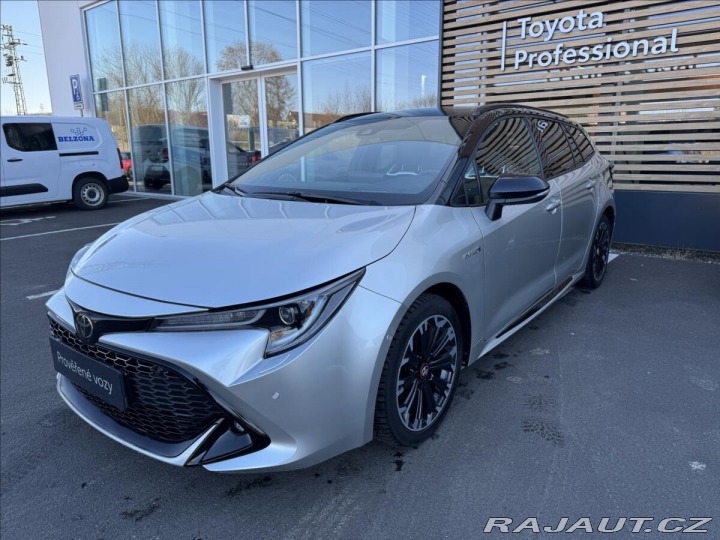 Toyota Corolla 1,8 GR SPORT DYNAMIC 2021