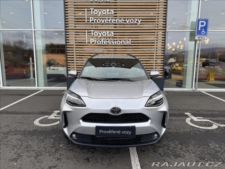 Toyota Yaris Cross 1,5 AT STYLE 2024