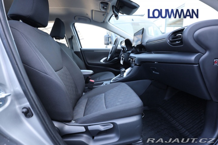 Toyota Yaris 1.5L HEV CVT Comfort 2024