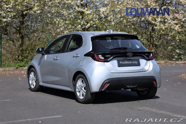 Toyota Yaris 1.5L HEV CVT Comfort 2024