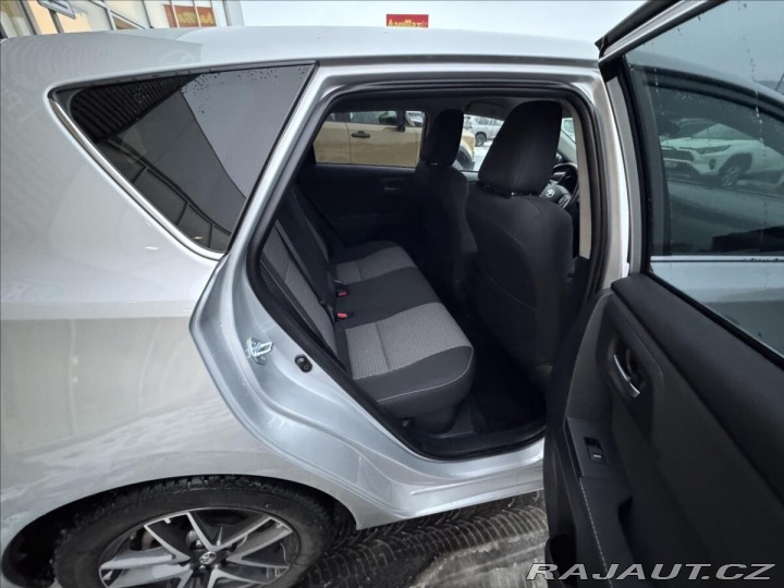 Toyota Auris 1,8 AT ACTIVE TREND + 2017