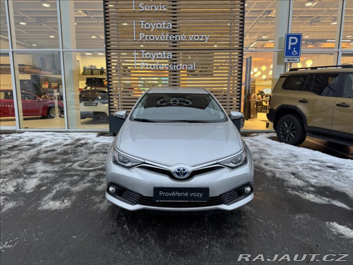 Toyota Auris 1,8 AT ACTIVE TREND + 2017