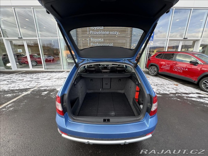 Škoda Octavia 2,0 DSG SCOUT 2016