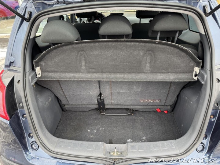 Mitsubishi Colt 1,1 2005