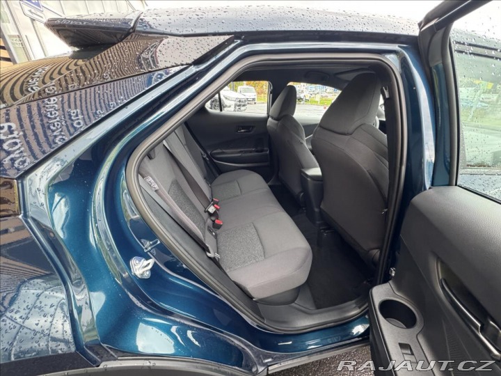 Toyota C-HR 1,8 AT COMFORT 2025