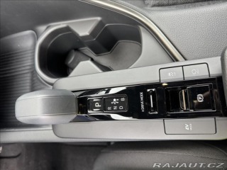 Toyota C-HR 1,8 AT COMFORT 2025