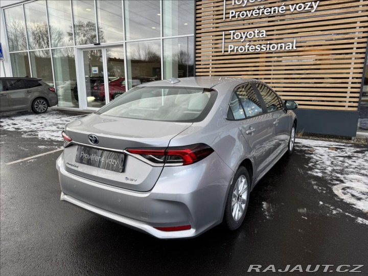 Toyota Corolla 1,8 COMFORT TECH 2024