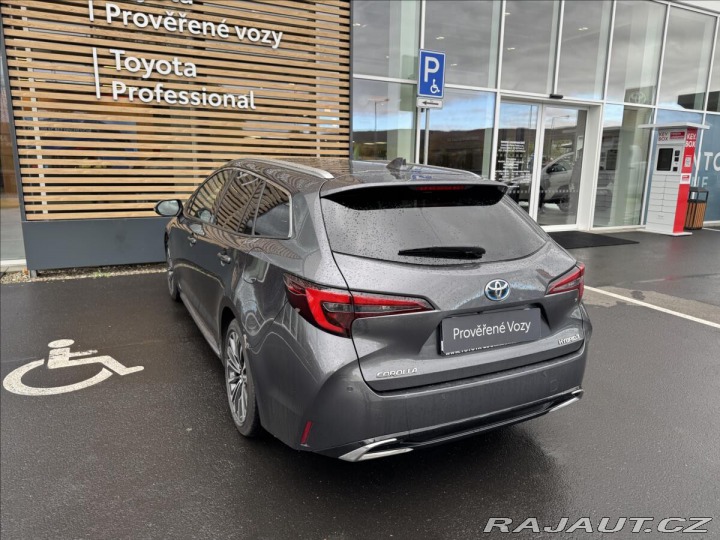 Toyota Corolla 1,8 AT STYLE TS 2023