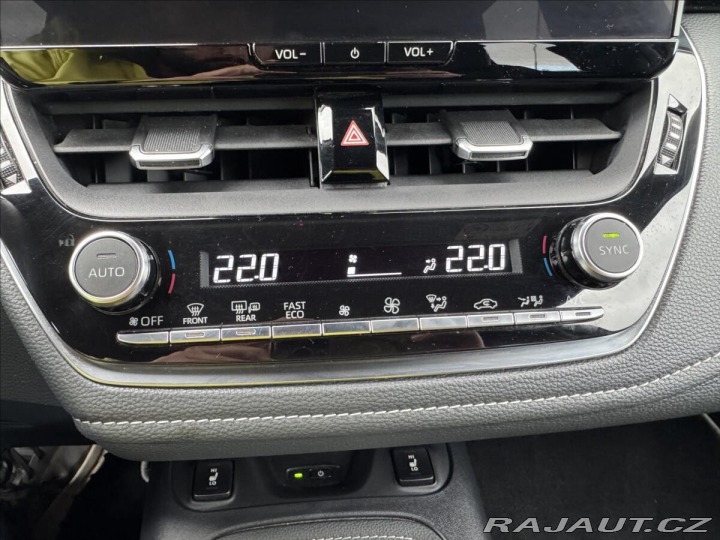 Toyota Corolla 1,8 AT STYLE TS 2023