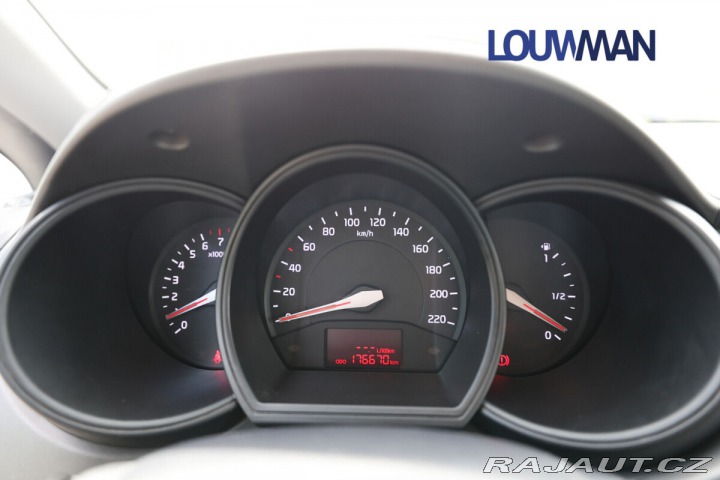 Kia Rio 1.4 DOHC 2011
