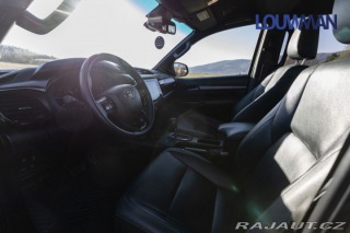 Toyota Hilux AT INVINCIBLE 2021
