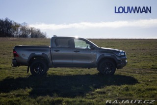 Toyota Hilux AT INVINCIBLE 2021