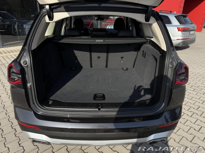 BMW X3 30XD 210kW LASER PANORAMA 2022