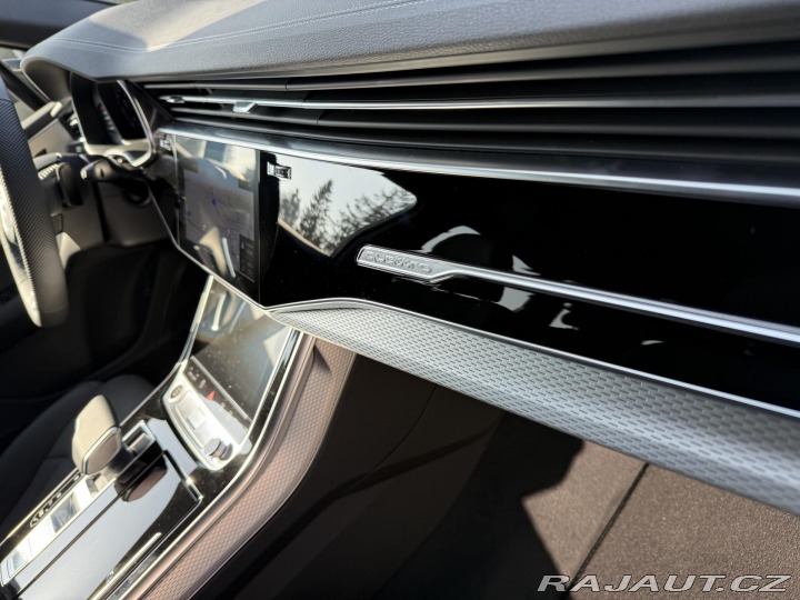 Audi Q7 50TDI 210kW S-LINE 7MÍST 2025