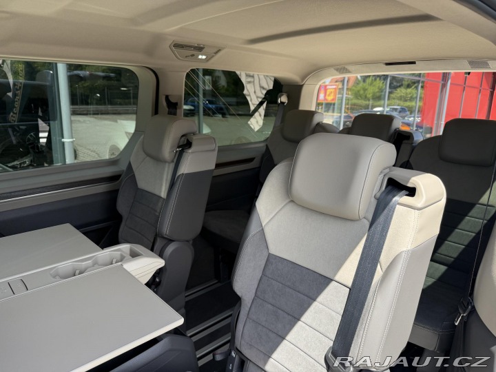 Volkswagen Multivan REZERVACE!!! 2026