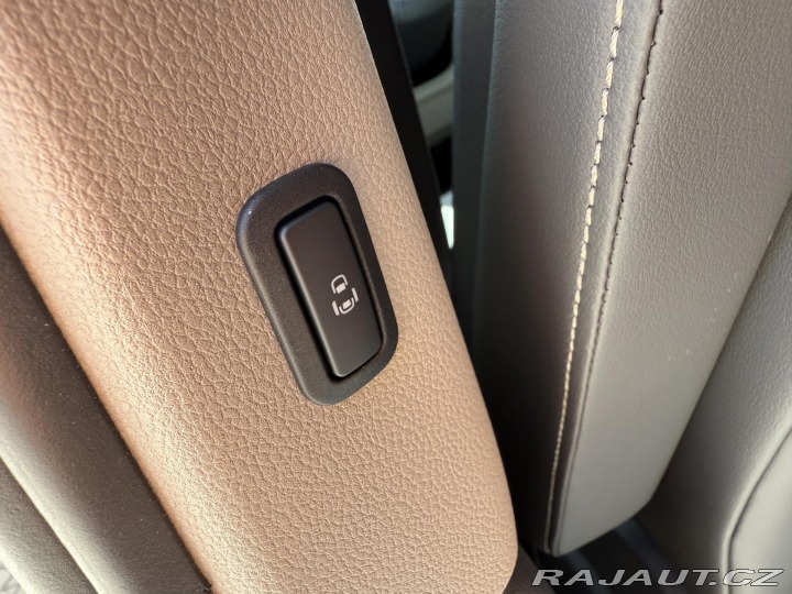 Volkswagen Multivan REZERVACE!!! 2026