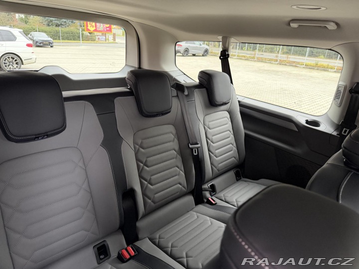 Volkswagen Caravelle 2.0TDI 125kW 8AUT DR ACC 2026