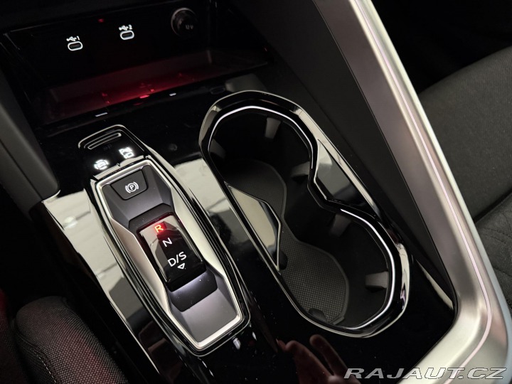 Audi Q5 TFSI 150kW 4X4 S-LINE R20 2026