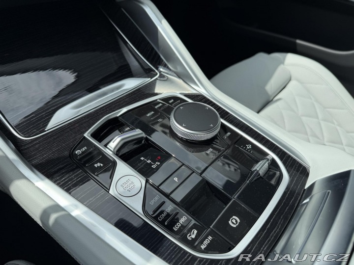 BMW X6 30XD 210kW M-PAKET VZDUCH 2026