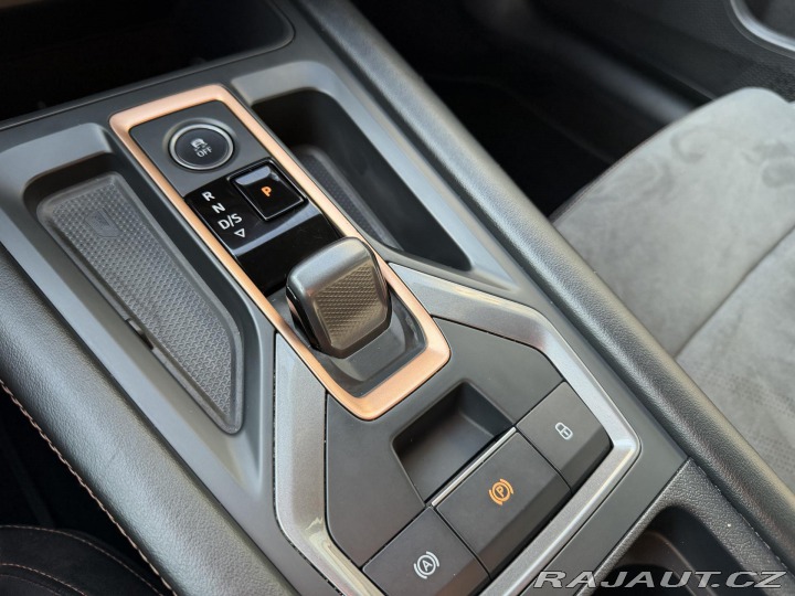 Cupra Leon VZ 2.0TSI 245kW 4X4 SP DS 2025