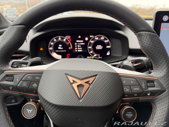 Cupra Terramar 2.0TSI 150kW 4WD R20 ZÁRU 2026