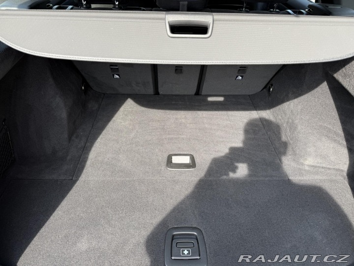 BMW 3 330i XDRIVE 180kW M-PAKET 2025