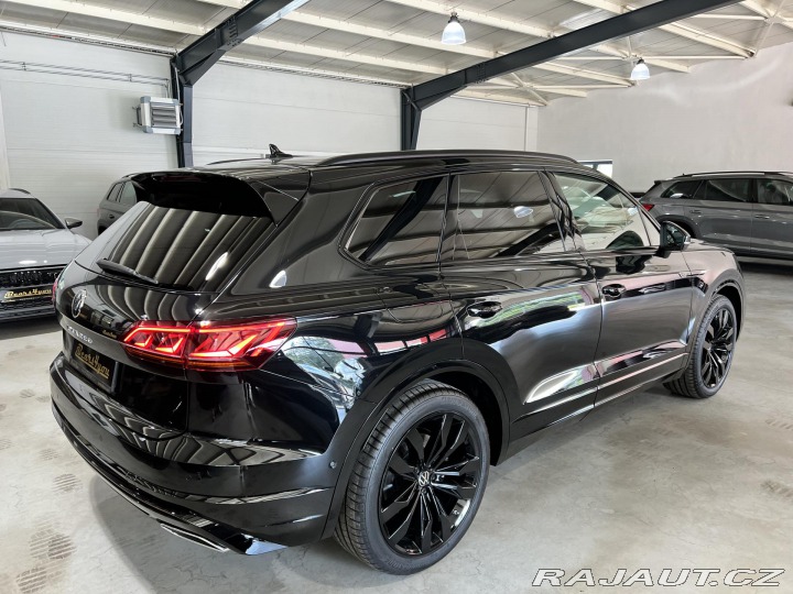 Volkswagen Touareg 3.0 TDI 210kW R-LINE EXCL 2024