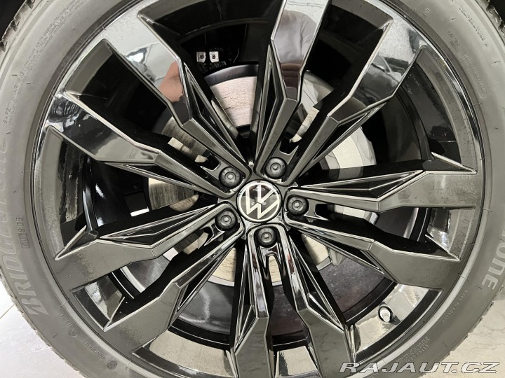 Volkswagen Touareg 3.0 TDI 210kW R-LINE EXCL 2024