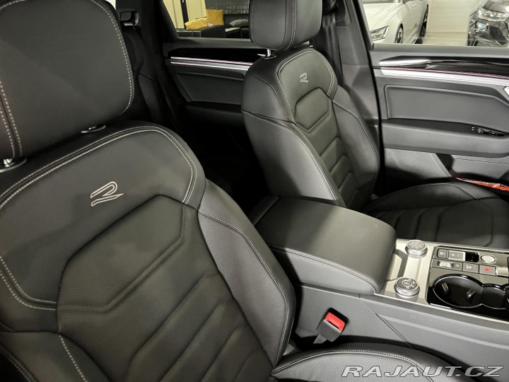 Volkswagen Touareg 3.0 TDI 210kW R-LINE EXCL 2024