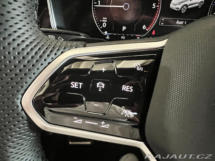 Volkswagen Touareg 3.0 TDI 210kW R-LINE EXCL 2024